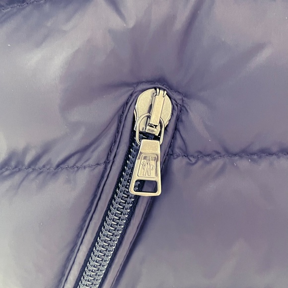 MONCLER {18-24} Puffer Coat Down Navy Blue Detachable Hood - Picture 7 of 16